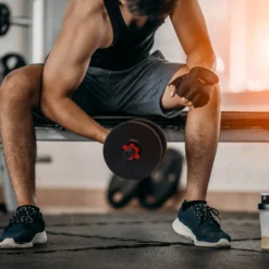 LUXTRI Kurzhantel Set 15 kg mit 8 Zement Hantelscheiben, 2 Hantelstangen gerändelt Sternverschluss Hantel Set verschiedene Gewichte robustes Dumbbell Set mit verstellbaren Hanteln