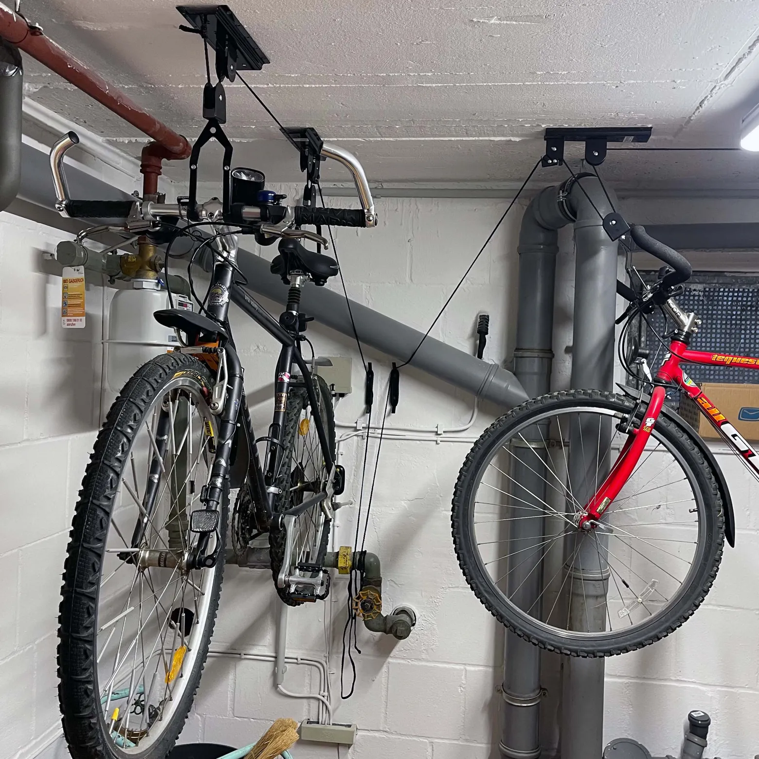 Wiltec Fahrradlift Deckenhalter 20kg, 4 m Deckenhöhe, Fahrradgarage Halterung für Bikes, Fahrradhalter mit Seilzug